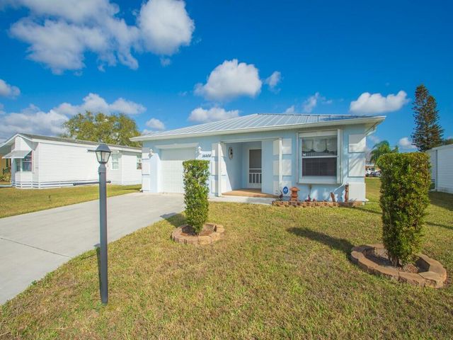 14464 Isla Flores Avenue, Fort Pierce, FL 34951