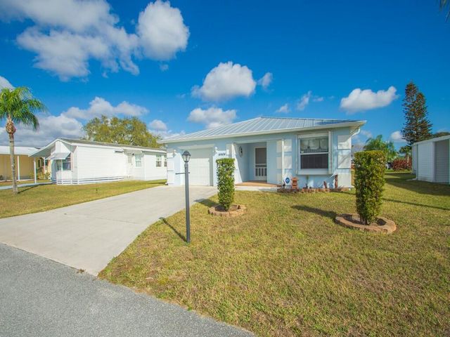 14464 Isla Flores Avenue, Fort Pierce, FL 34951