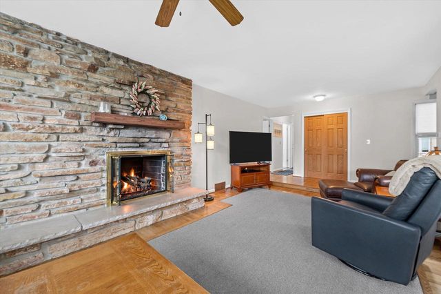 12547 Jonquil COURT, Mequon, WI 53092