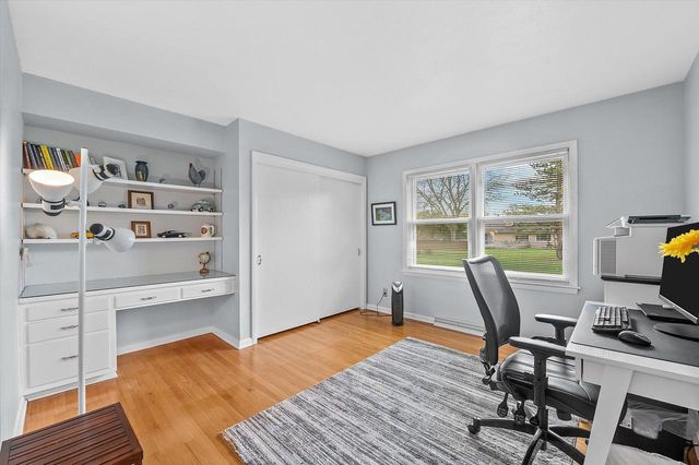 12547 Jonquil COURT, Mequon, WI 53092