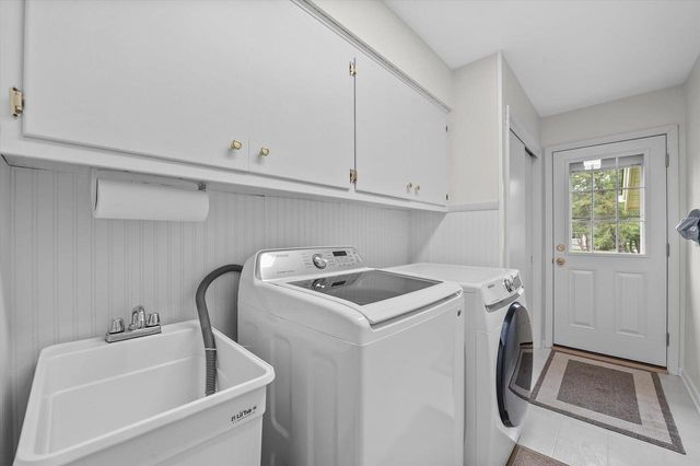 12547 Jonquil COURT, Mequon, WI 53092