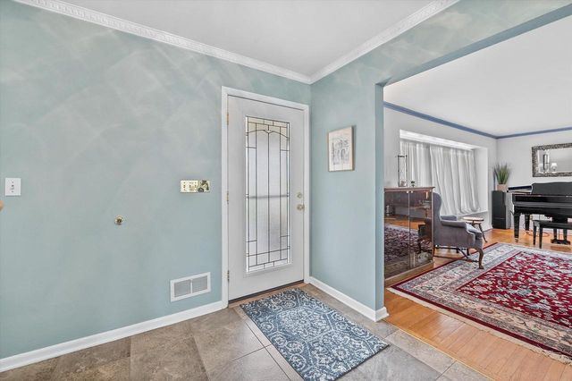 12547 Jonquil COURT, Mequon, WI 53092