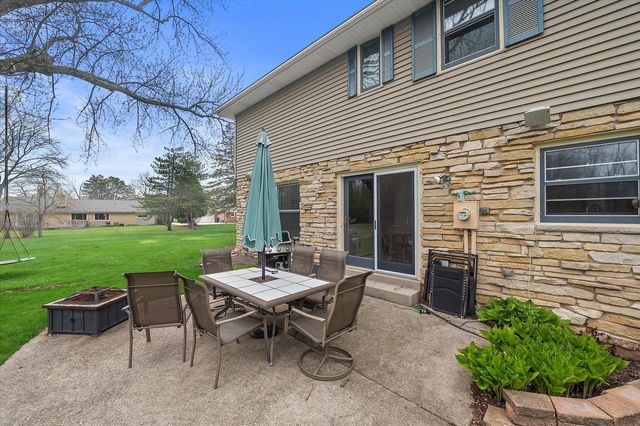 12547 Jonquil COURT, Mequon, WI 53092