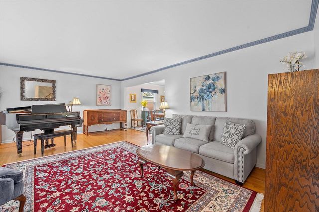 12547 Jonquil COURT, Mequon, WI 53092