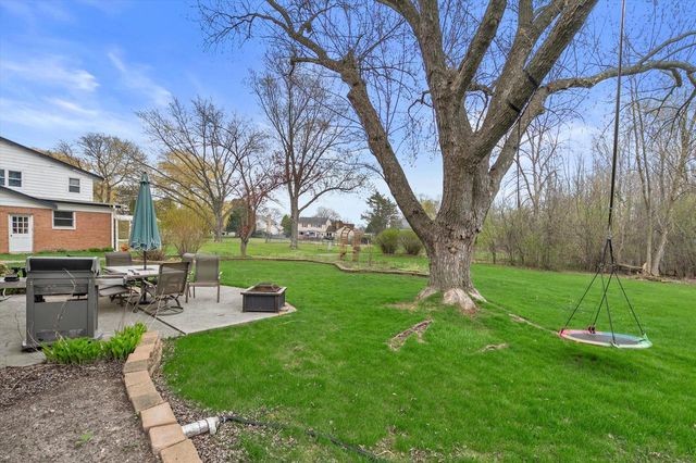 12547 Jonquil COURT, Mequon, WI 53092