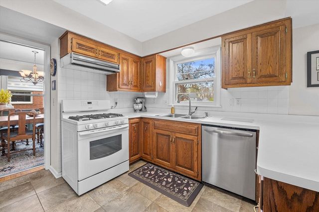 12547 Jonquil COURT, Mequon, WI 53092
