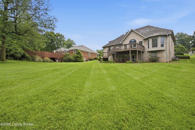 8109 Windsor Lakes Ct, Louisville, KY 40214