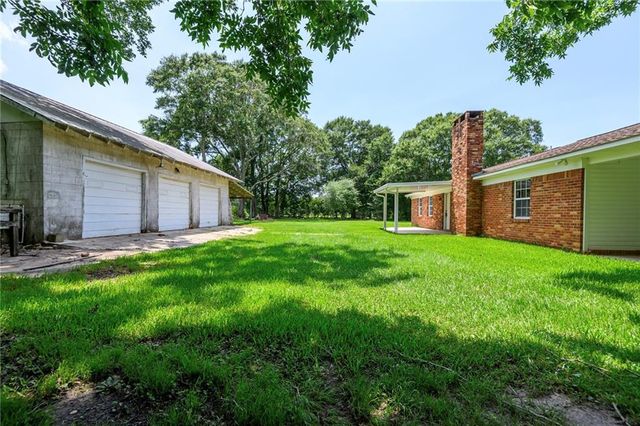 14501 Mcdonald Lane, Grand Bay, AL 36541
