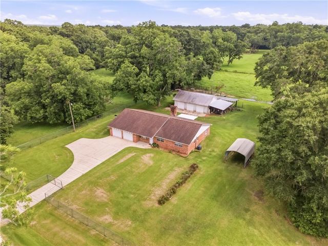 14501 Mcdonald Lane, Grand Bay, AL 36541