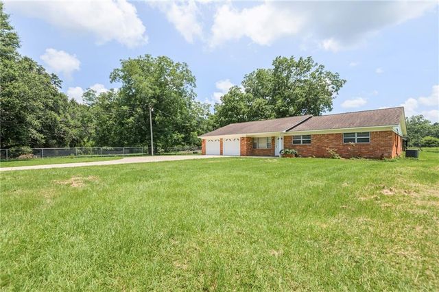 14501 Mcdonald Lane, Grand Bay, AL 36541