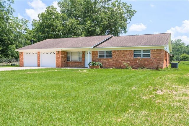 14501 Mcdonald Lane, Grand Bay, AL 36541