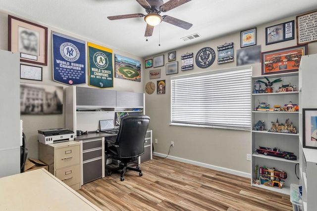 6950 Arrowwood Dr, Riverbank, CA 95367