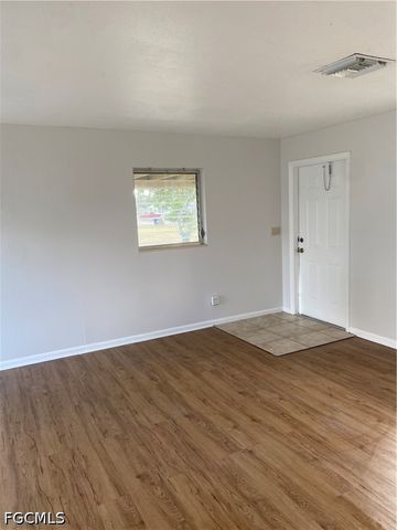 216 Oregon WAY, Lehigh Acres, FL 33936
