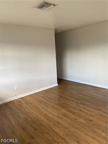 216 Oregon WAY, Lehigh Acres, FL 33936