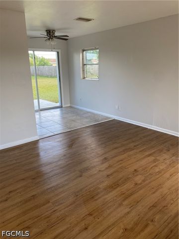 216 Oregon WAY, Lehigh Acres, FL 33936