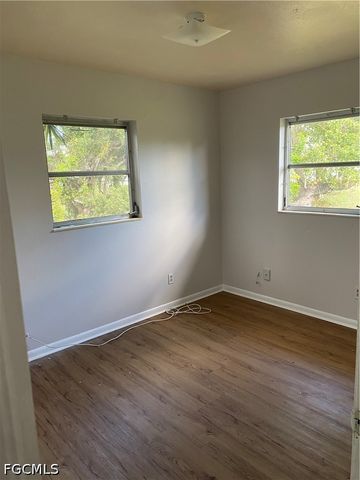 216 Oregon WAY, Lehigh Acres, FL 33936