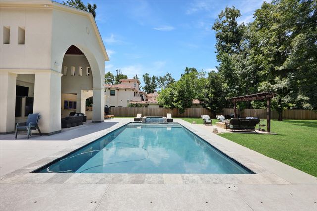 27311 Shady Hills Landing Lane, Spring, TX 77386