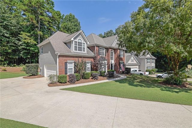 3210 Golden Spring Drive, Buford, GA 30519
