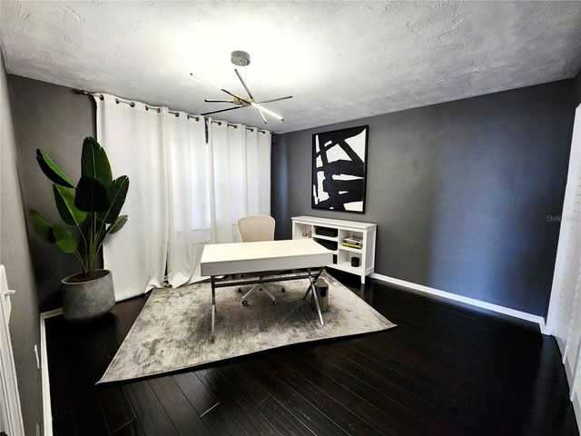 4651 1ST STREET NE 306, St Petersburg, FL 33702