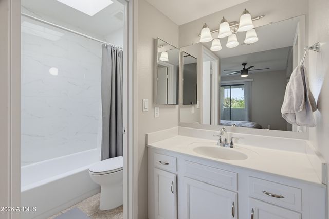 850 S RIVER Drive 2070, Tempe, AZ 85281