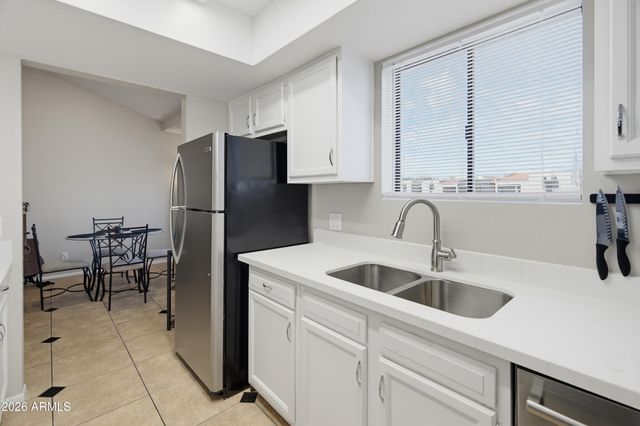 850 S RIVER Drive 2070, Tempe, AZ 85281