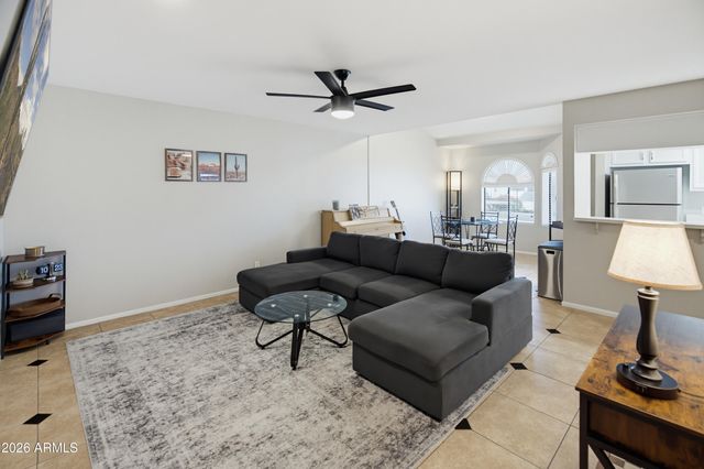 850 S RIVER Drive 2070, Tempe, AZ 85281