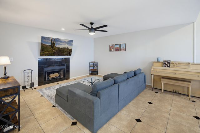 850 S RIVER Drive 2070, Tempe, AZ 85281
