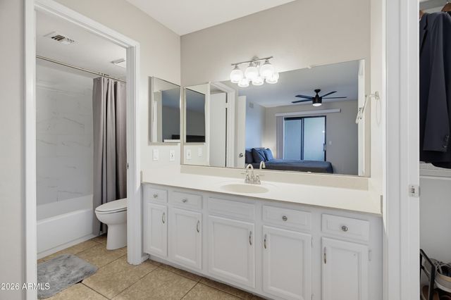 850 S RIVER Drive 2070, Tempe, AZ 85281