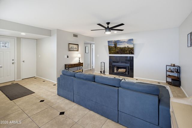 850 S RIVER Drive 2070, Tempe, AZ 85281