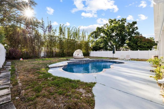 304 N MATANZAS AVENUE, Tampa, FL 33609