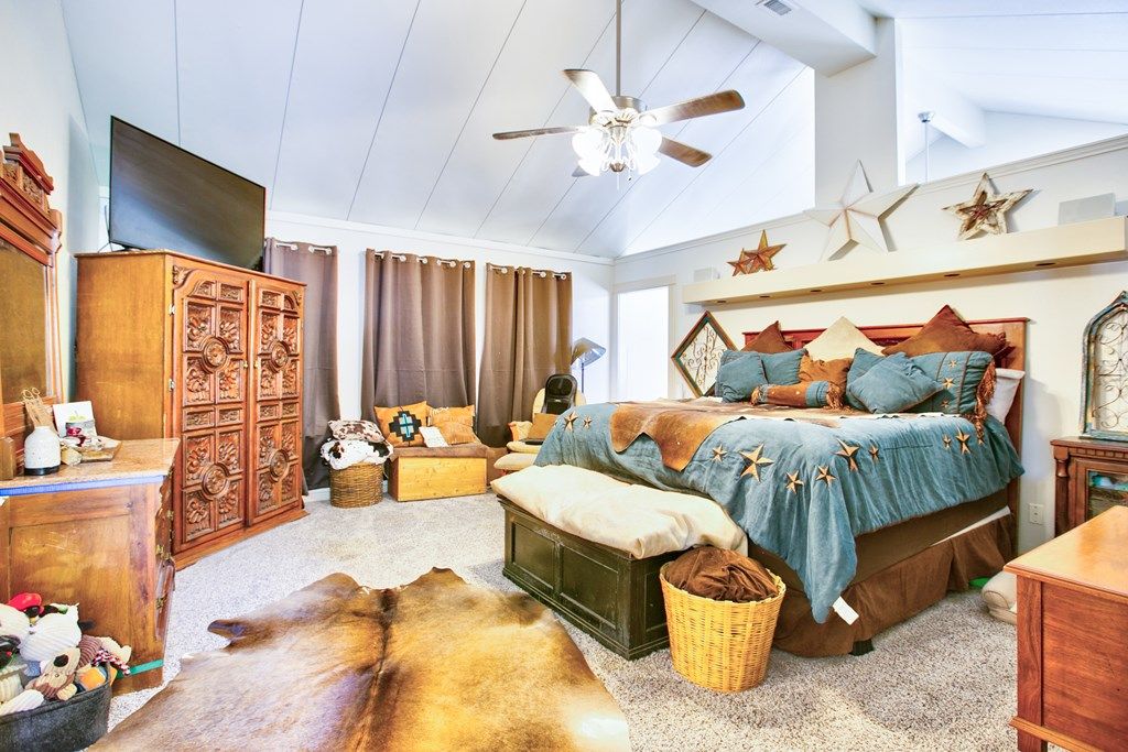 Image 21 of property listing at 252 Edinburgh Rd, San Angelo, TX 76901