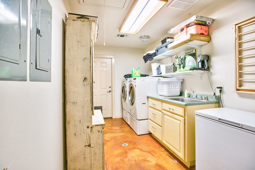 Image 32 of property listing at 252 Edinburgh Rd, San Angelo, TX 76901