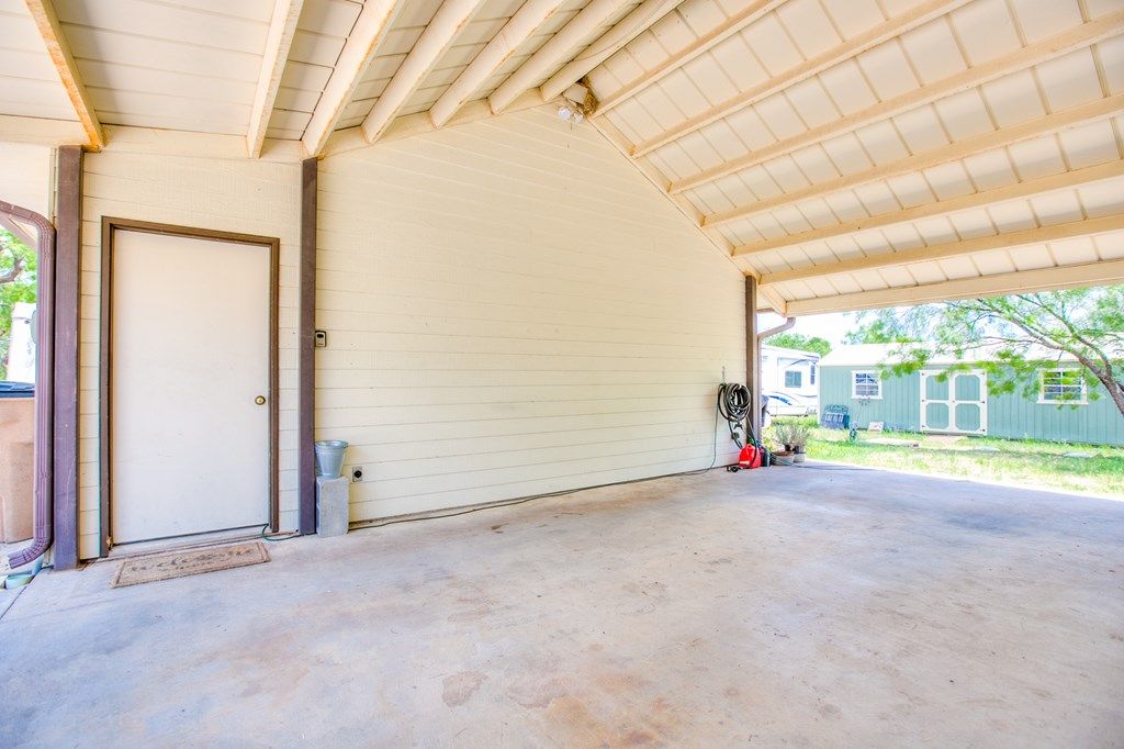 Image 37 of property listing at 252 Edinburgh Rd, San Angelo, TX 76901