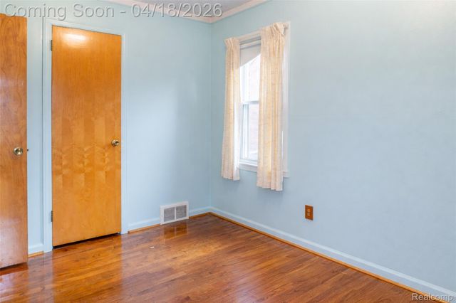 3539 Huron Street, Dearborn, MI 48124