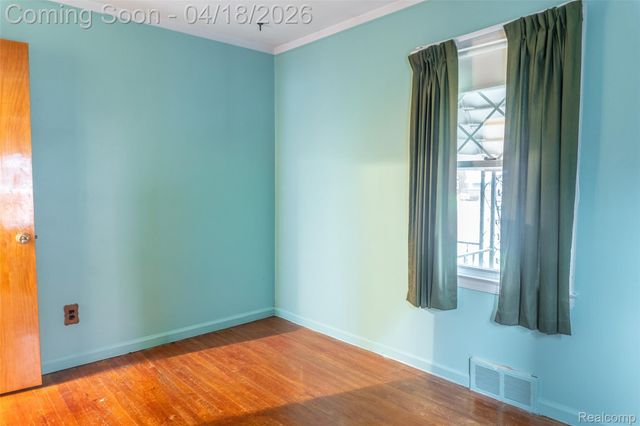 3539 Huron Street, Dearborn, MI 48124