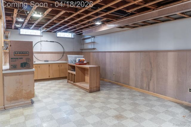 3539 Huron Street, Dearborn, MI 48124
