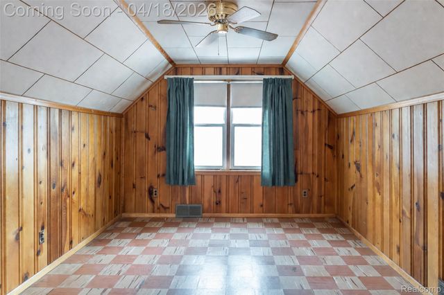 3539 Huron Street, Dearborn, MI 48124
