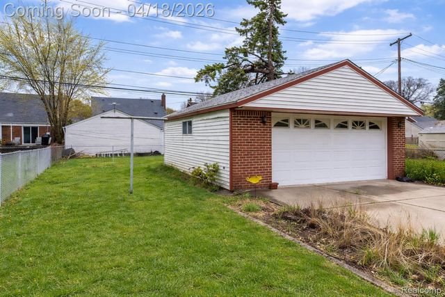 3539 Huron Street, Dearborn, MI 48124