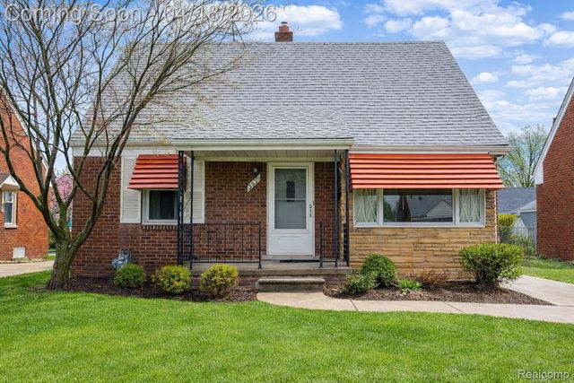 3539 Huron Street, Dearborn, MI 48124