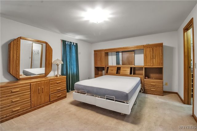 537 Burroughs Drive, Amherst, NY 14226