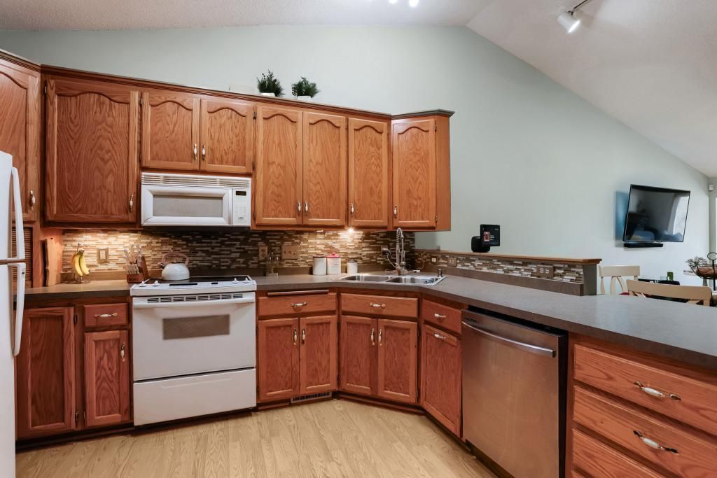 6303 Cavell Court, Brooklyn Park, MN 55428 — photo 3