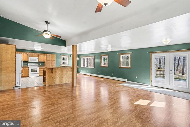 432 ASH RD, Coatesville, PA 19320