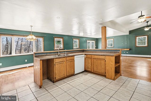 432 ASH RD, Coatesville, PA 19320