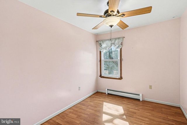 432 ASH RD, Coatesville, PA 19320