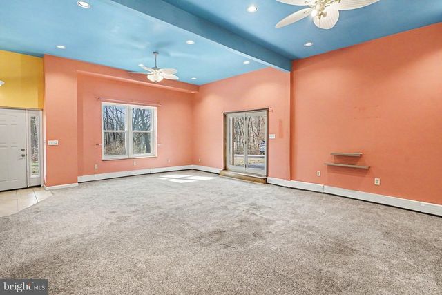 432 ASH RD, Coatesville, PA 19320