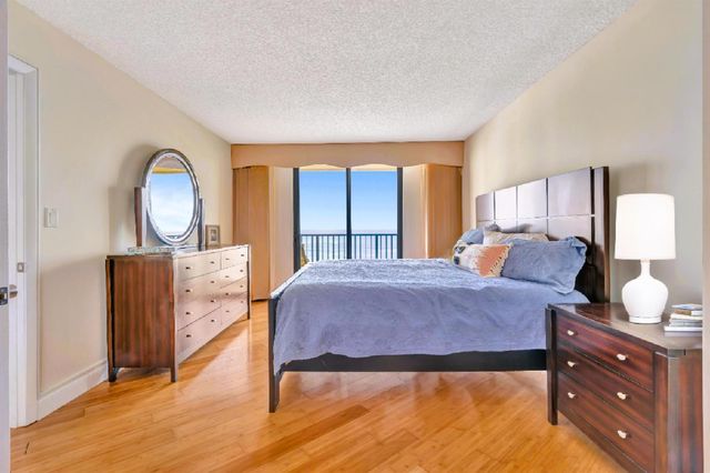300 Ocean Trail Way 1008, Jupiter, FL 33477