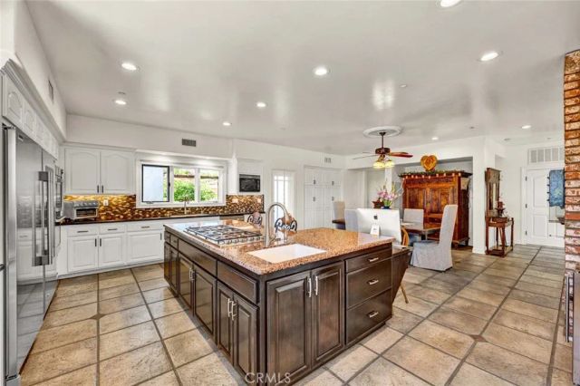 1532 Kensing Lane, North Tustin, CA 92705