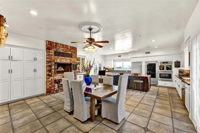 1532 Kensing Lane, North Tustin, CA 92705