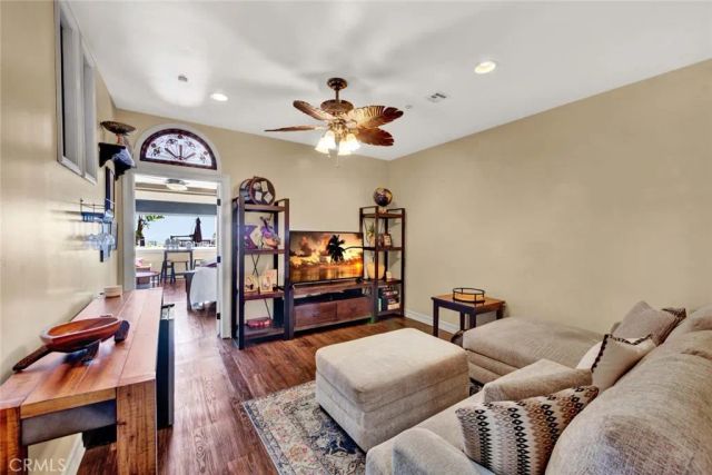 1532 Kensing Lane, North Tustin, CA 92705