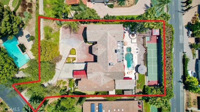 1532 Kensing Lane, North Tustin, CA 92705